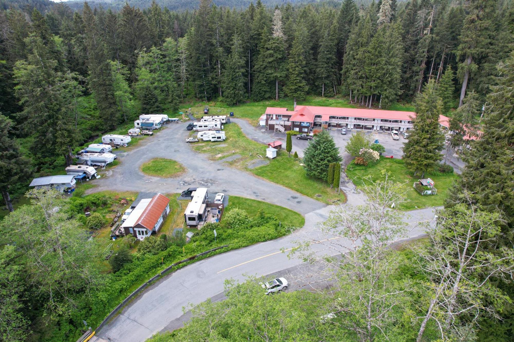 Pioneer Inn By The River Port Hardy Zewnętrze zdjęcie